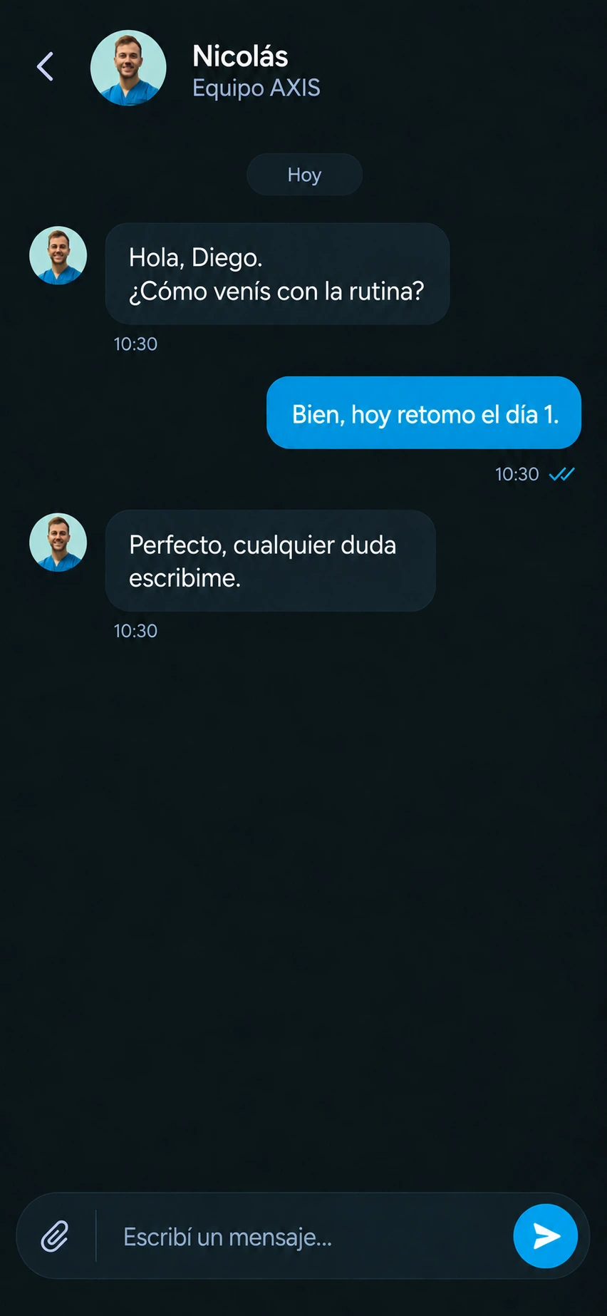 Conversación directa con Nicolás del equipo AXIS dentro de la app